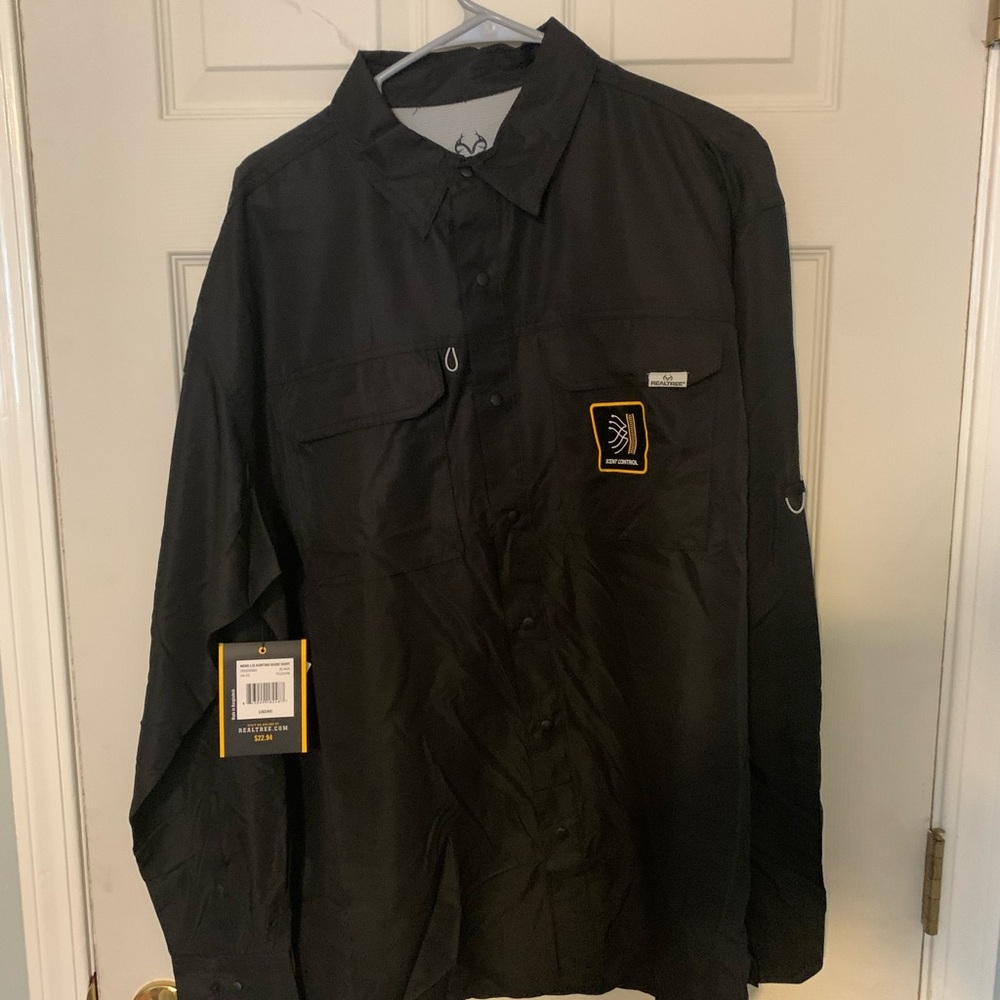 Black, lightweight, breathable, long sleeve, fishing shirt. Large. Brand new.